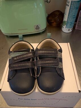 Ten Litte Navy Blue Velcro sneakers 7